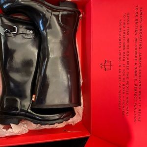 Hunter all black boots